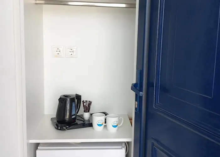 Naias Ливадион