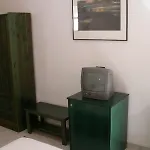 Naias Отель 2*