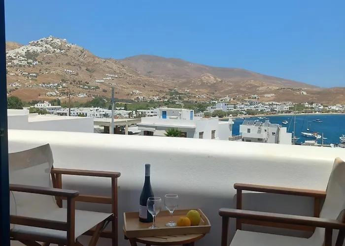 Naias Hotel Livadi (Serifos)